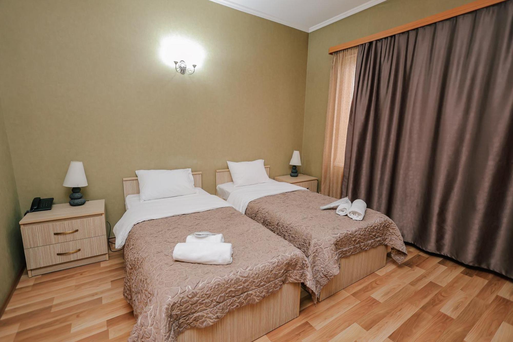Hotel Darchi Tiflis Exterior foto