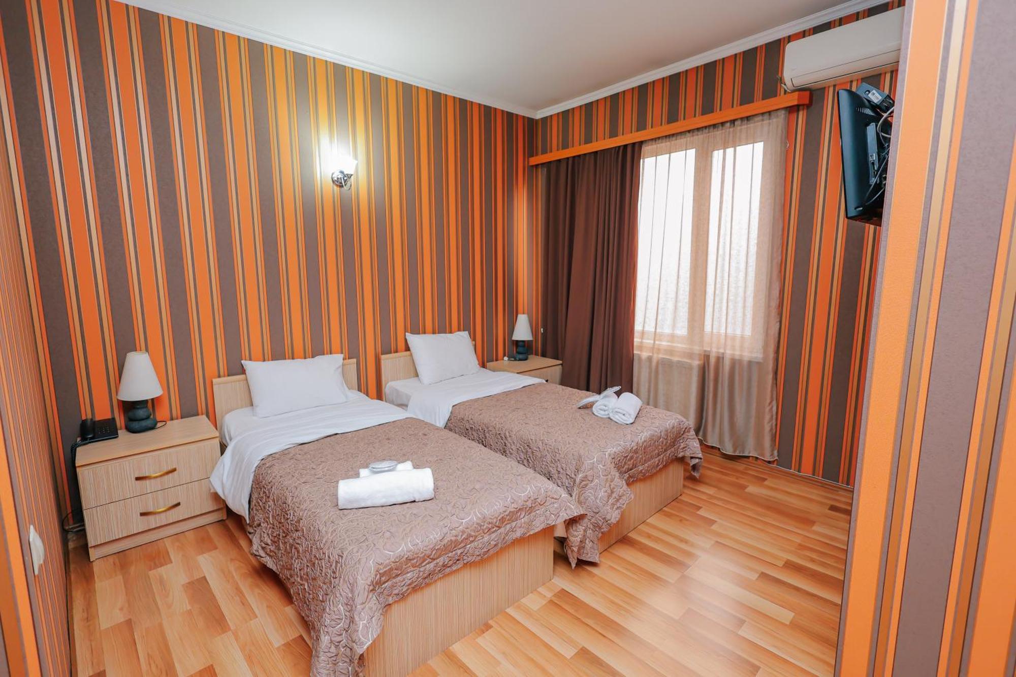 Hotel Darchi Tiflis Exterior foto